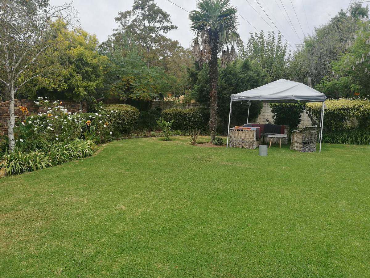 Corgi Guest House Johannesburg Exterior photo